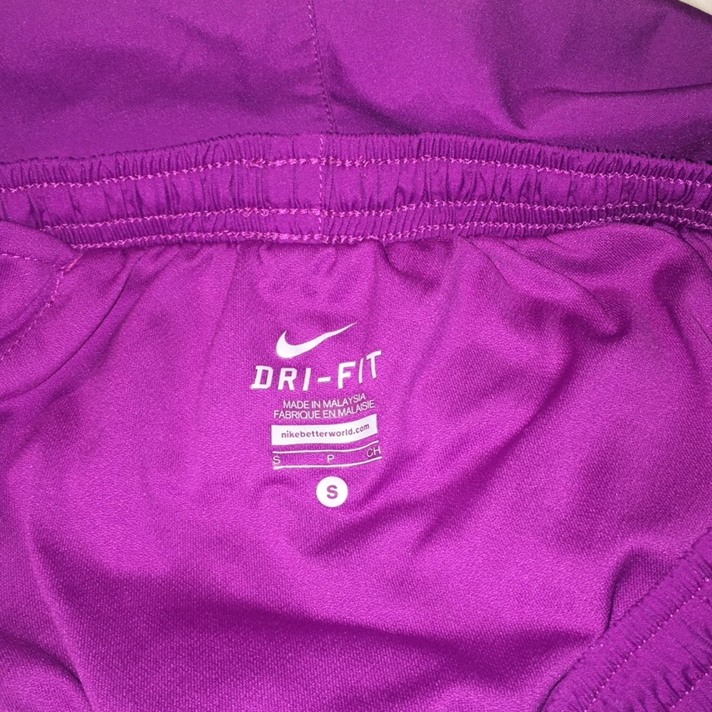 Nike shorts - Picture 4 of 5